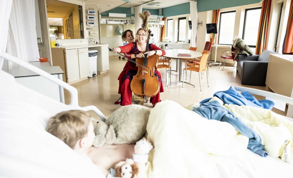 Muziek aan Bed © Foppe Schut Muziek aan Bed © Foppe Schut
